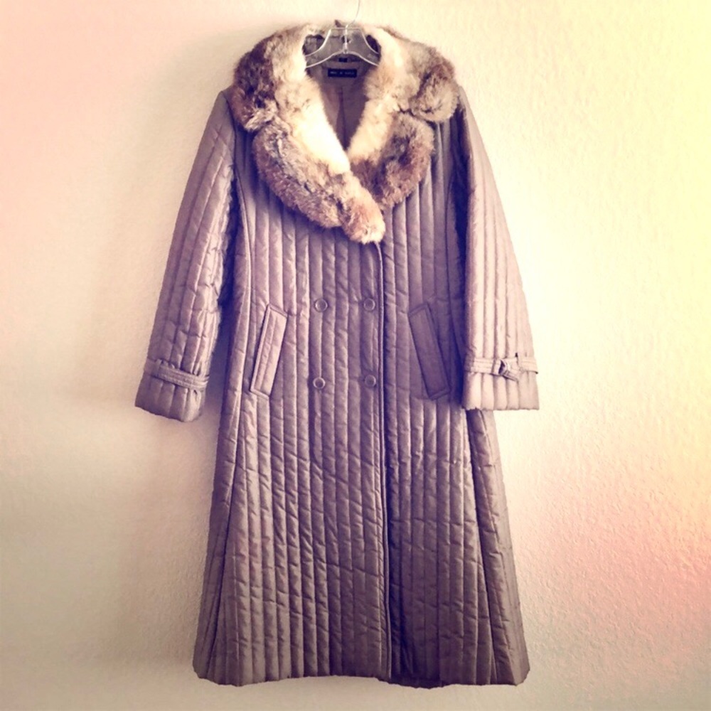 Vintage Puffy Coat with Fur Collar